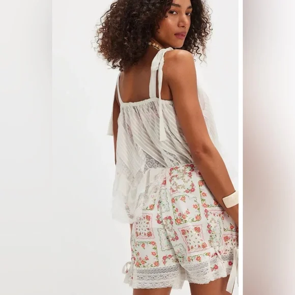 Free People Blooming Lace Shorts Side Tie Hems Floral Lace Trim Ivory Red
